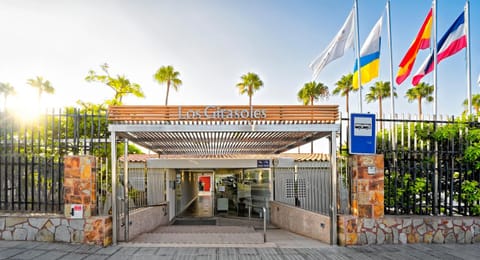 Relaxia Los Girasoles Bungalows Condo in Maspalomas