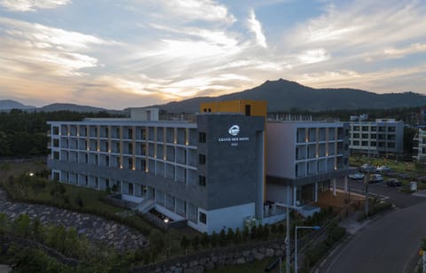 Property building, Natural landscape, Mountain view