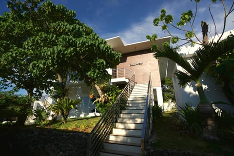 One Hagdan Villas Chalet in Boracay
