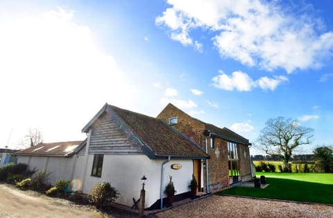 Old Field Barn Luxury B & B Bed and Breakfast in South Norfolk District