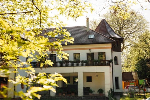 Casa Marta Alojamiento y desayuno in Brașov County