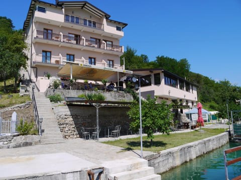 Pansion Asim Bed and Breakfast in Federation of Bosnia and Herzegovina