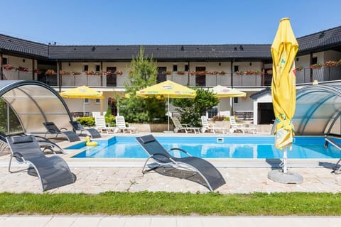 Perła Bałtyku Campground/ 
RV Resort in West Pomeranian Voivodeship, Poland