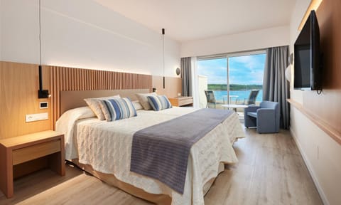 Hipotels Mediterraneo Hotel - Adults Only Hotel in S'illot