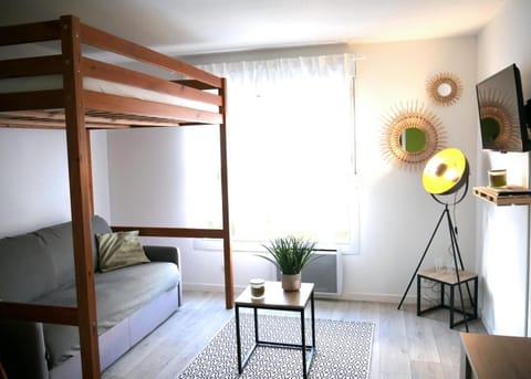 Futurostudio - Appart Hôtel Futuroscope - Poitiers Apartment in Centre-Val de Loire