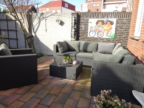 Garden, Seating area