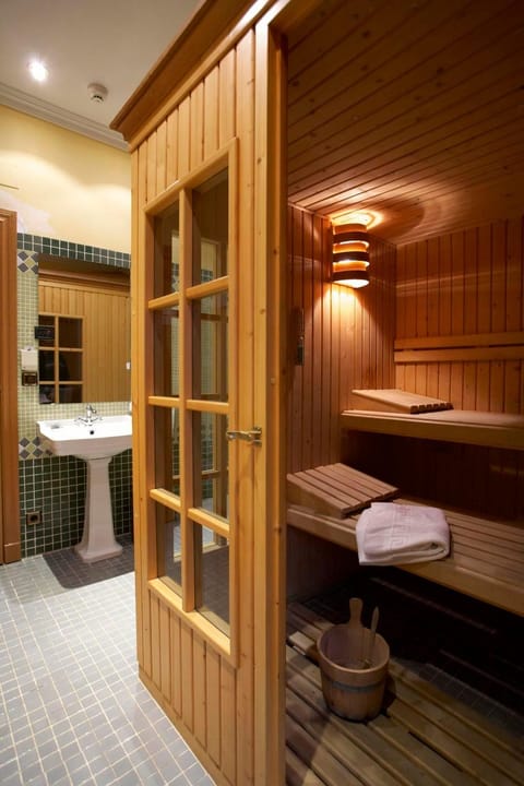 Sauna, Spa and wellness centre/facilities