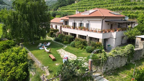 Property building, Day, Natural landscape, Bird's eye view, Garden, View (from property/room), View (from property/room), Garden view, Garden view, Inner courtyard view
