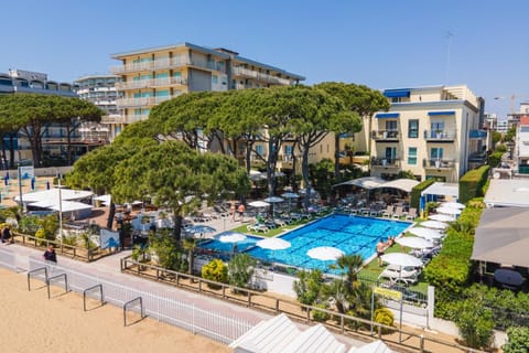 Property building, Pool view, Swimming pool