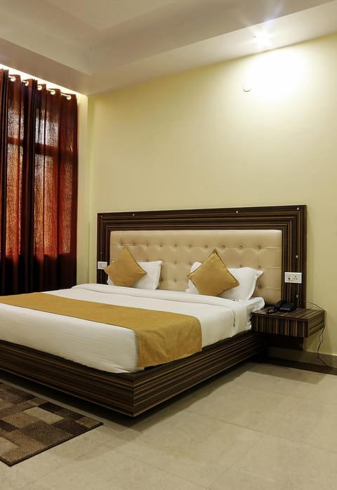 Hotel Trihari Hotel in Rishikesh