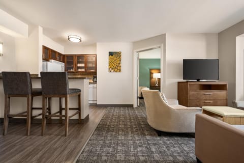 Staybridge Suites Oklahoma City-Quail Springs, an IHG Hotel Hotel in Oklahoma City