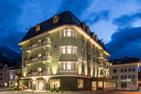 Post Hotel - Tradition & Lifestyle Adults Only Hôtel in San Candido