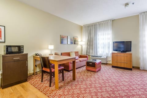 TownePlace Suites by Marriott Dallas Bedford Hotel in Bedford