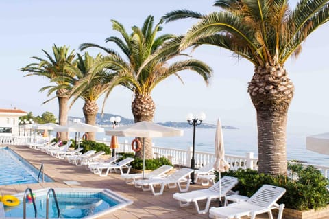 Paradise Beach Hotel Hôtel in Argassi