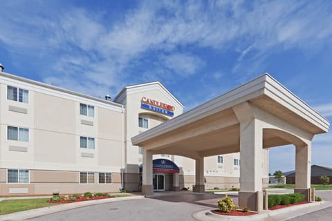 Candlewood Suites Oklahoma City-Moore, an IHG Hotel Hotel in Oklahoma City