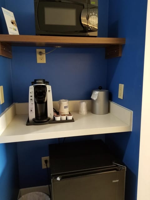 Coffee/tea facilities