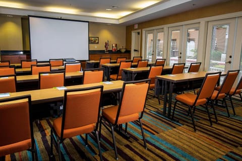 Meeting/conference room