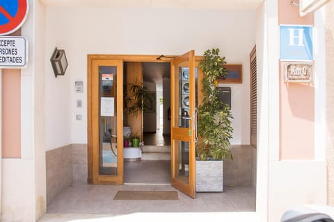 Hotel Geminis Hotel in Ciutadella de Menorca