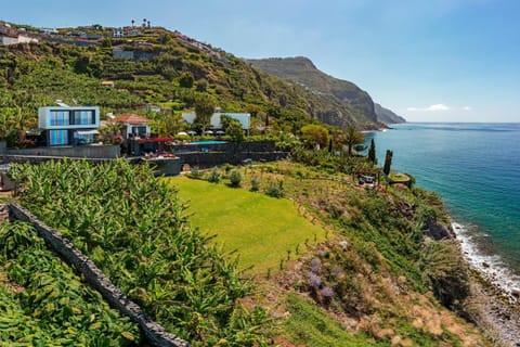 Quinta Golfinho Condo in Madeira District