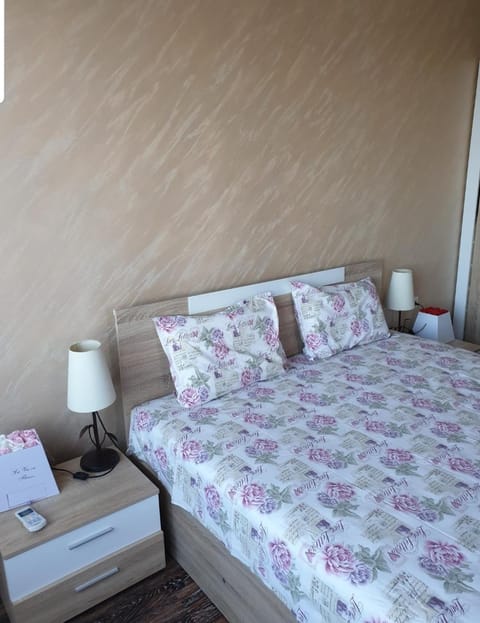 Sunshine Apartment Apartamento in Pomorie