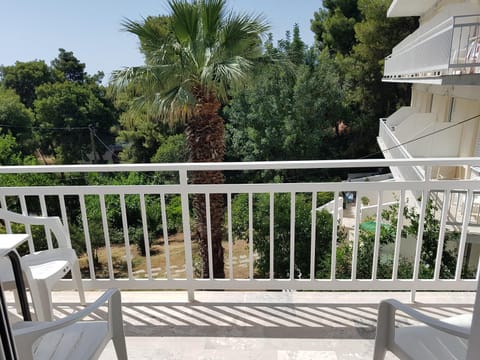 Balcony/Terrace, Garden view