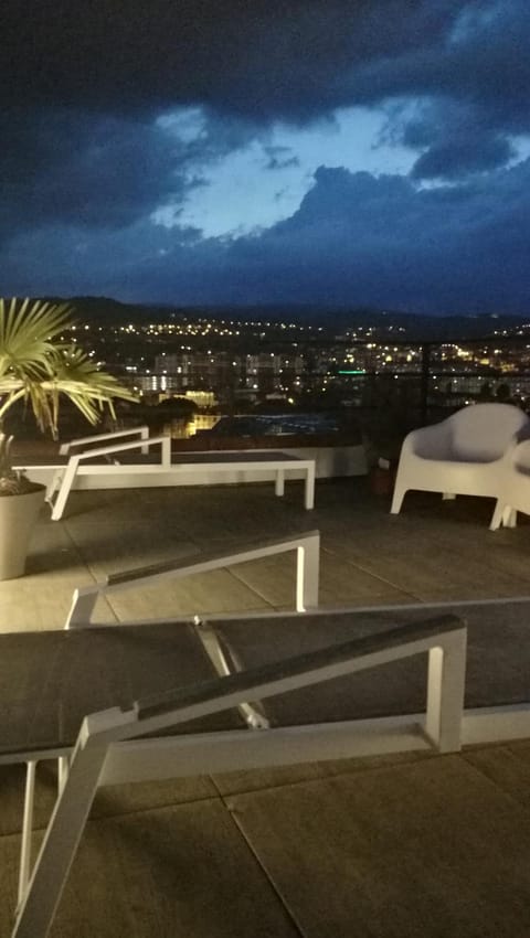 5&5 Rooftop Bed and Breakfast in Clermont-Ferrand
