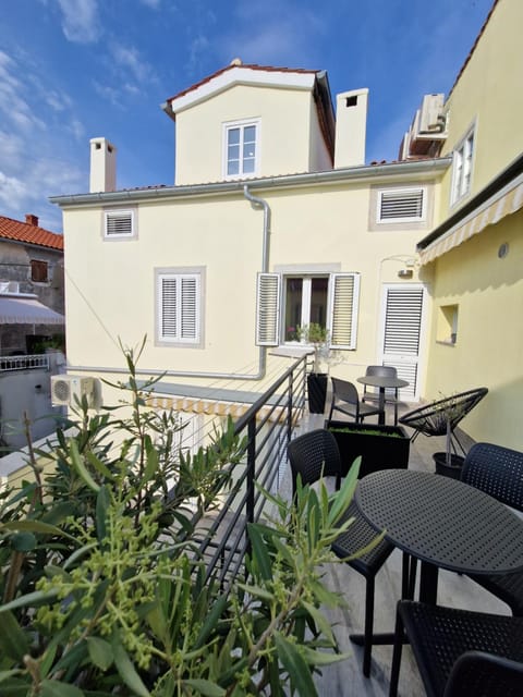 Apartment and Room Marija Bed and Breakfast in Krk