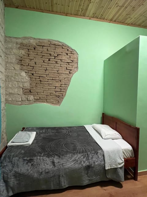 Zouglas App Guesthouse Bed and Breakfast in Limassol City