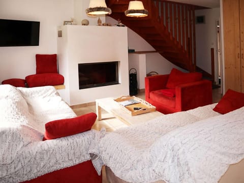 Superbe chalet pour 10 pers. avec piscine, sauna, cheminée, terrasse, skis aux pieds - Les Orres 1800 - FR-1-322-118 Chalet in Provence-Alpes-Côte d'Azur