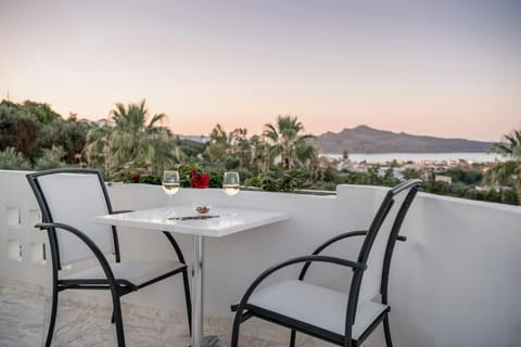 View (from property/room), Balcony/Terrace, Sea view