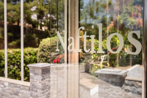 Naftilos Hotel in Samos Prefecture
