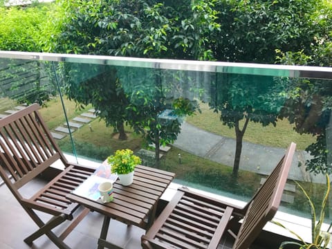 Day, View (from property/room), Balcony/Terrace, Garden view