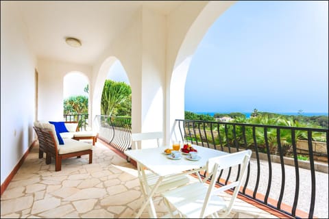 Patio, Sea view