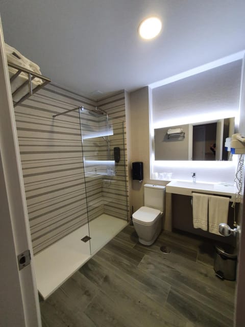 Shower, Bathroom