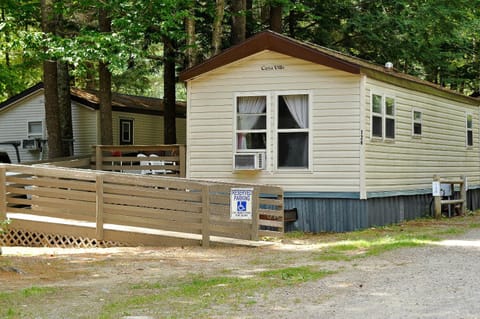 Moody Beach Camping Resort Wheelchair Accessible Park Model 15 Campground/ 
RV Resort in Wells