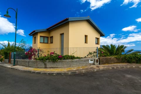 Casa Falésia House in Caniço