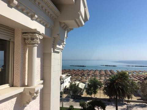 Attico vista mare Condominio in Pescara