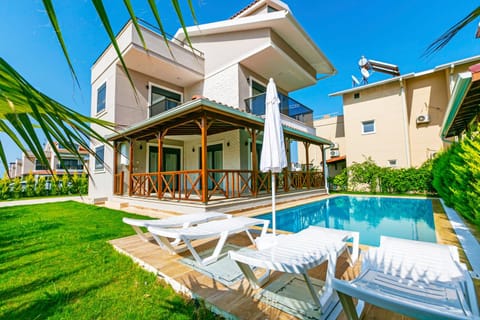 Paradise Town Villa Lisa 100 MBPS free wifi Villa in Antalya Province