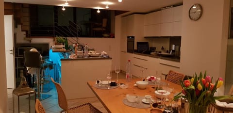 B8 - just a private accommodation Vacation rental in Dusseldorf