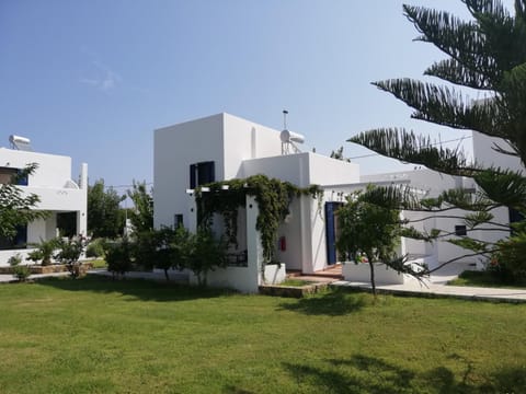 Property building, Garden view