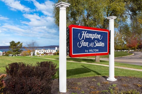 Hampton Inn & Suites Petoskey Hotel in Petoskey