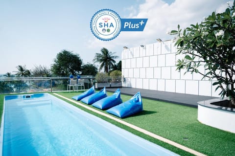 Pool view, Swimming pool