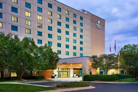 Embassy Suites by Hilton Raleigh Durham Research Triangle Hotel in Cedar Fork