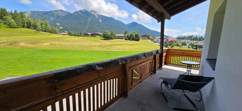 Natural landscape, View (from property/room), Balcony/Terrace, Mountain view