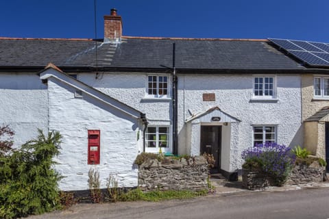 Syms Cottage Cutcombe Casa in West Somerset District