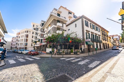 Property building, Street view