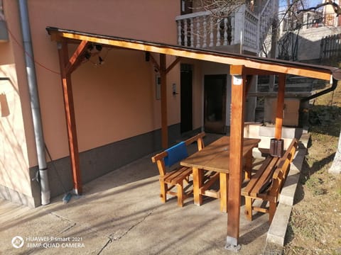 Property building, Patio, Day, Dining area