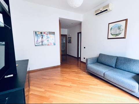 Best Stay - Central Station Suite Apartments Apartment in Bari