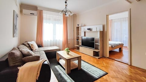 FilinHome Jaksica Suite Eigentumswohnung in Novi Sad