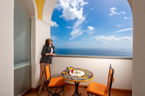 Balcony/Terrace, City view, Garden view, Sea view